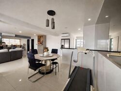 Blk 708 Jurong West Street 71 (Jurong West), HDB Executive #574905911